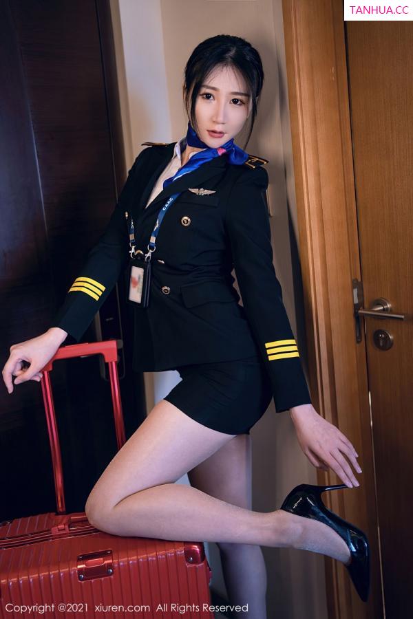 Coral 顾乔楠 空乘小姐姐顾乔楠 制服机长长发飘逸第9张图片